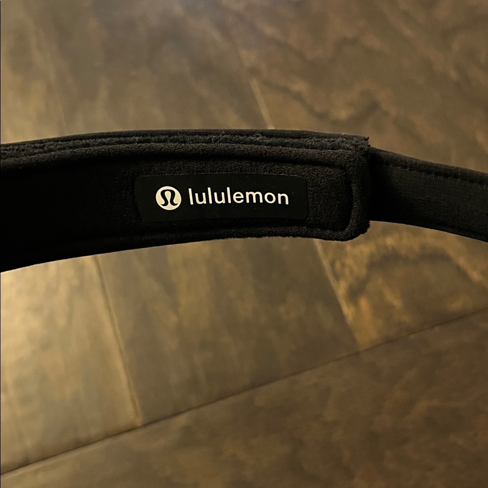 lululemon athletica Black Performance Visor - Picture 2 of 7